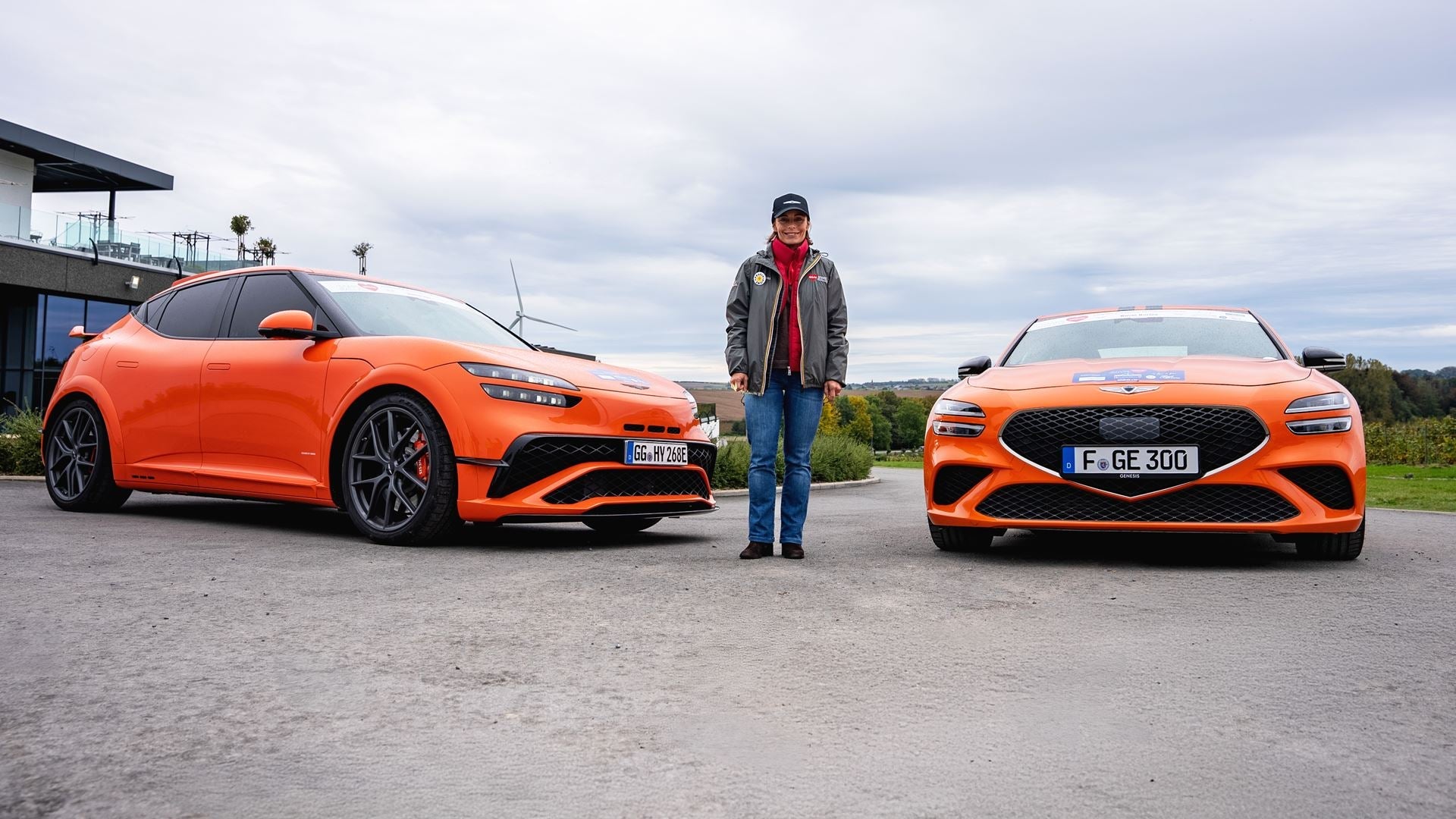 GENESIS SHINES BRIGHT AT STARS RALLYE TÉLÉVIE