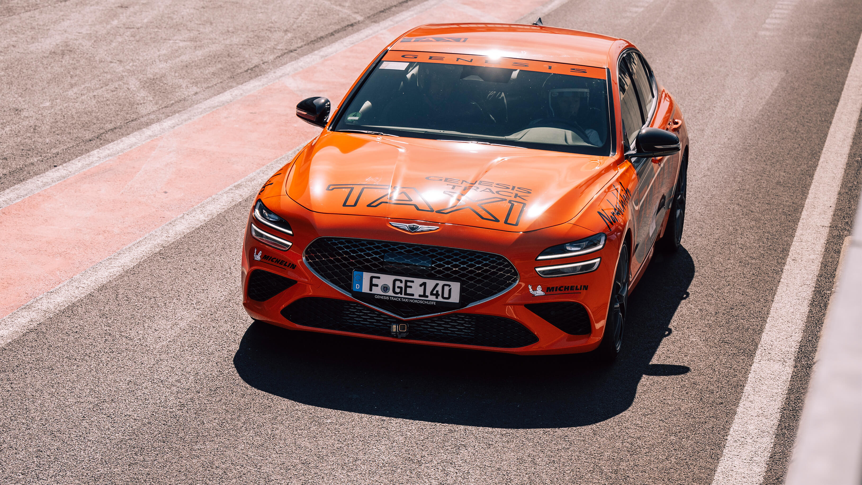 Genesis Track Taxi Nordschleife