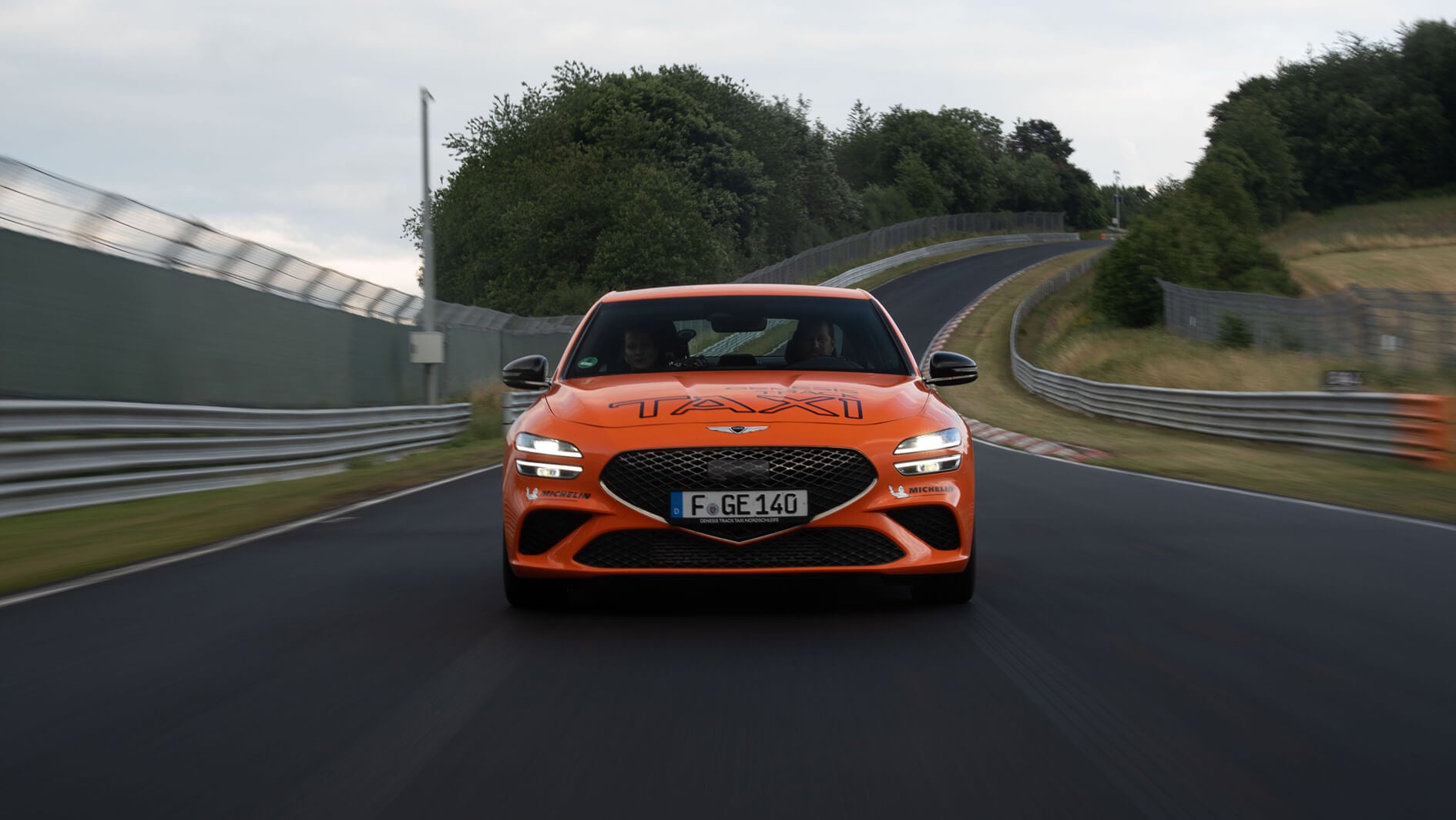 Genesis Track Taxi Nordschleife
